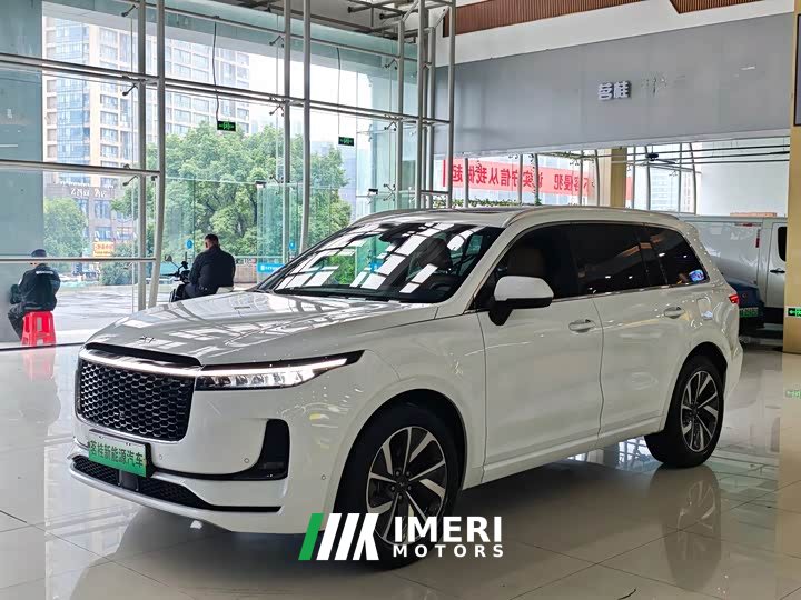 Li Auto ONE Extended Range 6-Seater - автомобиль из Китая