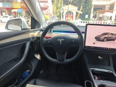 Tesla Model Y Long Range All-Wheel Drive - ფოტო 11