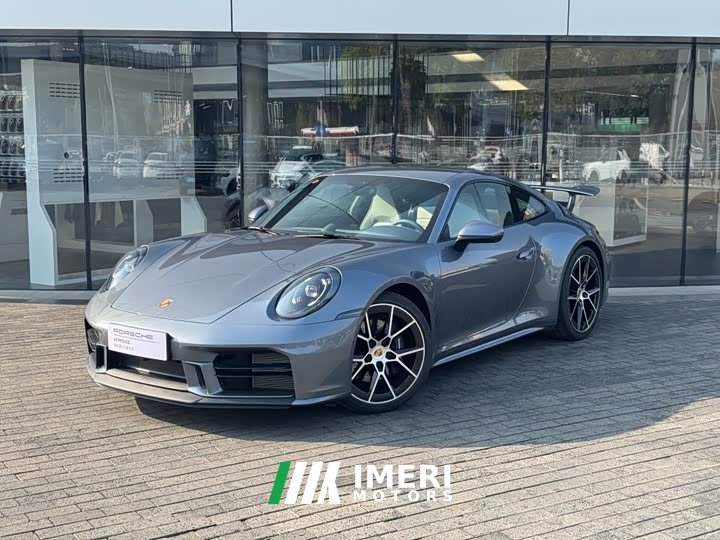 Porsche 911 Carrera 3.0T - автомобиль из Китая