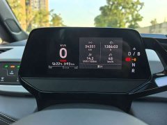 Volkswagen ID.3 Outstanding Edition - ფოტო 4