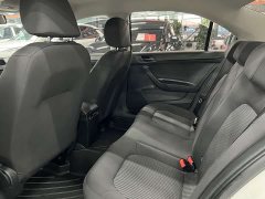 Volkswagen Santana 1.5L Automatic Fashion Edition National V - photo 6