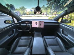 Tesla Model X Tri-Motor All-Wheel Drive Plaid - ფოტო 6