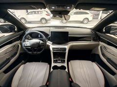BYD Song Plus New Energy Glory Edition EV 520km Deluxe - ფოტო 11