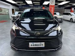 Toyota Sienna 2.5L Hybrid Comfort Edition - фото 2