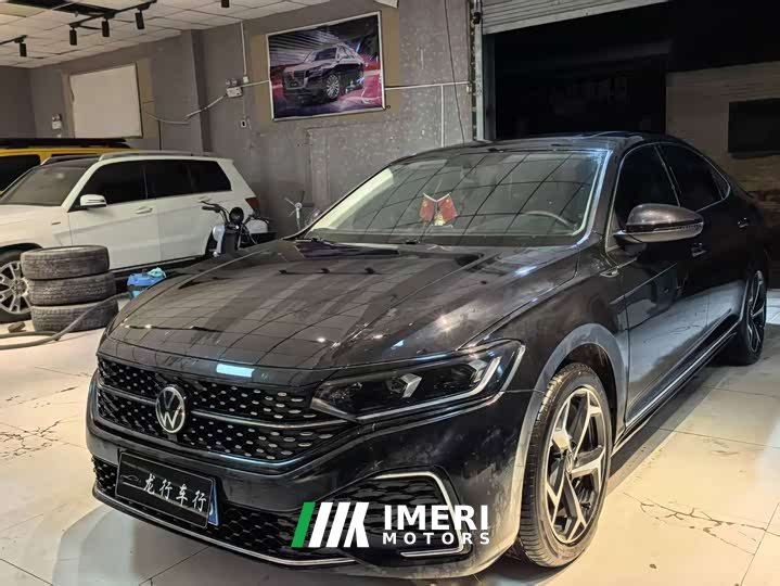 Volkswagen Passat Outstanding Edition 330TSI Starry Elite Version - ავტომობილი ჩინეთიდან