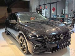 Volkswagen Passat Outstanding Edition 330TSI Starry Elite Version - ფოტო 3