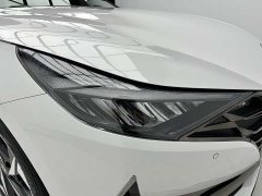 Hyundai Elantra 1.5L CVT Luxury - photo 10