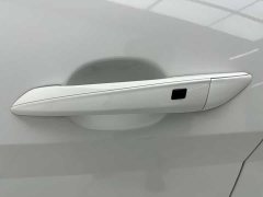 Hyundai Elantra 1.5L CVT Luxury - photo 13
