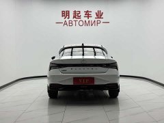 Hyundai Elantra 1.5L CVT Luxury - photo 9