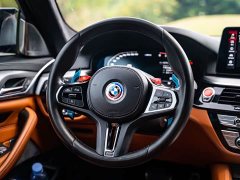 BMW M5 - ფოტო 10