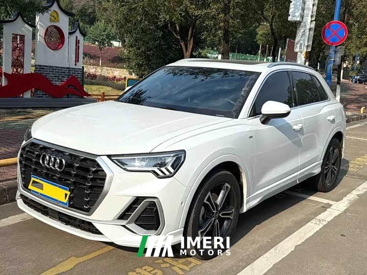 Audi Q3 45 TFSI quattro Dynamic Fashion