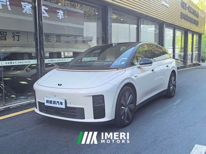 Li Auto i6 Four-Wheel Drive Standard Edition