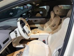 Li Auto i6 Four-Wheel Drive Standard Edition - ფოტო 5