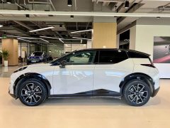 Zeekr X Four-Seat Rear-Drive Rubik's Cube Edition - фото 3