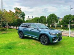 Geely Xingyue L Oriental Radiance 2.0T Automatic Moonlight Edition - фото 3