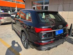 Audi Q7 55 TFSI quattro S line Sport - фото 3