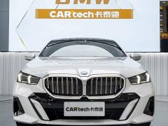 BMW 5 Series 525Li M Sport Package - фото 2