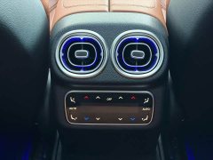 Mercedes-Benz GLC 300 L 4MATIC Dynamic 5-Seater - фото 12