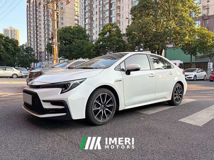 Toyota Corolla Intelligent Hybrid Dual Engine 1.8L Sport Edition - ავტომობილი ჩინეთიდან