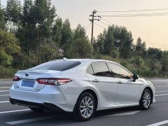 Toyota Camry Hybrid 2.5L HGVP Leading Edition - ფოტო 6
