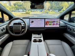 Li Auto i6 Four-Wheel Drive Standard Edition - ფოტო 10