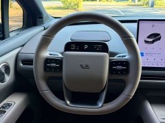 Li Auto i6 Four-Wheel Drive Standard Edition - ფოტო 11