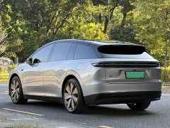 Li Auto i6 Four-Wheel Drive Standard Edition - ფოტო 15