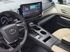 Toyota Grevias 2.5L Hybrid Premium VIP Edition - ფოტო 10