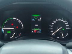 Toyota Grevias 2.5L Hybrid Premium VIP Edition - ფოტო 11