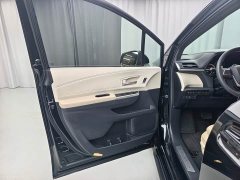 Toyota Grevias 2.5L Hybrid Premium VIP Edition - ფოტო 7
