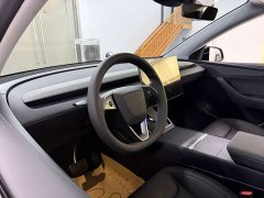 Tesla Model Y Facelift Long Range All-Wheel Drive - ფოტო 10