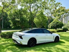 FAW Red Flag H6 2.0T Zhishang Edition - фото 4