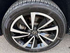 Volkswagen Touareg 280TSI FWD Luxury Edition - ფოტო 18