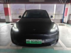 Tesla Model Y Rear-Wheel Drive - photo 2