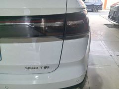 Volkswagen Touareg 300TSI Two-Wheel Drive Moonlight Edition - фото 17