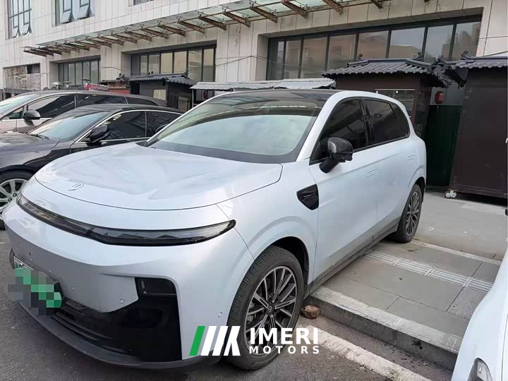 Leapmotor B10 510 Pleasure Edition - ავტომობილი ჩინეთიდან
