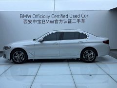 BMW 5 Series 530Li Premier Luxury Package - фото 3