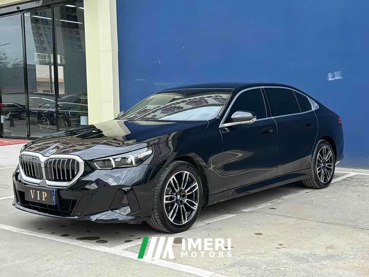 BMW 5 Series 525Li M Sport Package - автомобиль из Китая