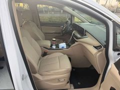 Buick GL8 Luxurious Edition Advance Enjoyment Version - ფოტო 6
