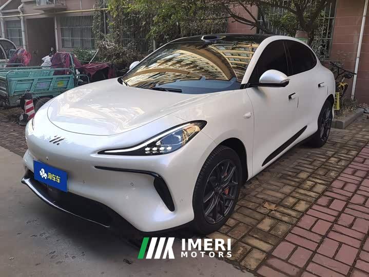 IM Motors Zhiji LS6 Max Standard Edition
