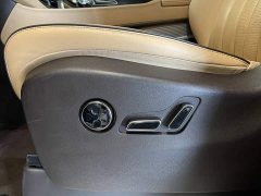 Denza D9 DM-i 980 Four-Wheel Drive Premium - фото 16