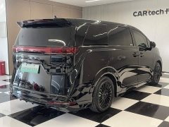 Denza D9 DM-i 980 Four-Wheel Drive Premium - фото 5
