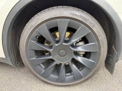 Tesla Model Y Rear-Wheel Drive - ფოტო 14