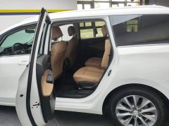 Buick GL6 323T Hybrid Connected Luxury - ფოტო 11