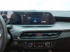 Buick GL6 323T Hybrid Connected Luxury - ფოტო 13