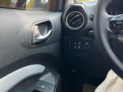 Kia Yepao 1.4L CVT Sunroof Edition - фото 15