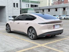 NIO ET5 75kWh - ფოტო 17