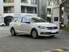 Volkswagen Santana 1.5L Manual Fashion Edition - фото 2