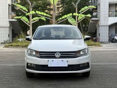 Volkswagen Santana 1.5L Manual Fashion Edition - фото 3