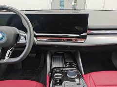 BMW i5 eDrive 40L M Sport Package - ფოტო 8